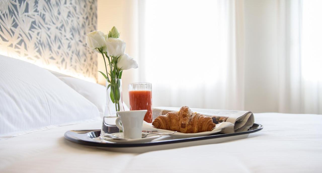 Zenit Hotel 3*